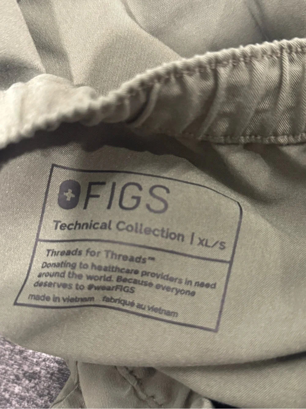 FIGS Pisco Scrub Pant. XL Short. Green. No flaws noted.